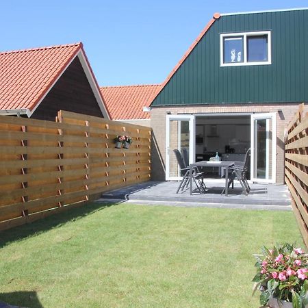 Zeerust Apartment Buren  Bagian luar foto